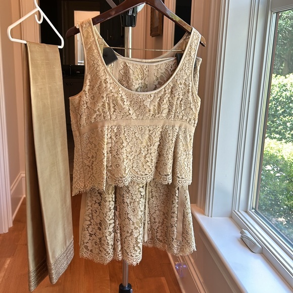 Carlisle matching lace skirt and top set - Picture 5 of 11